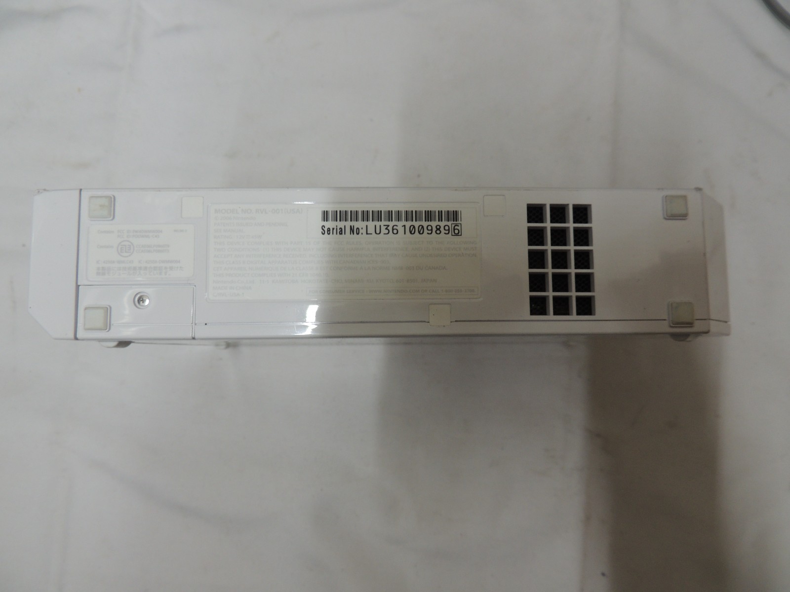 Nintendo Wii – RVL-001 White Bunddle #18 NO AV CABLE