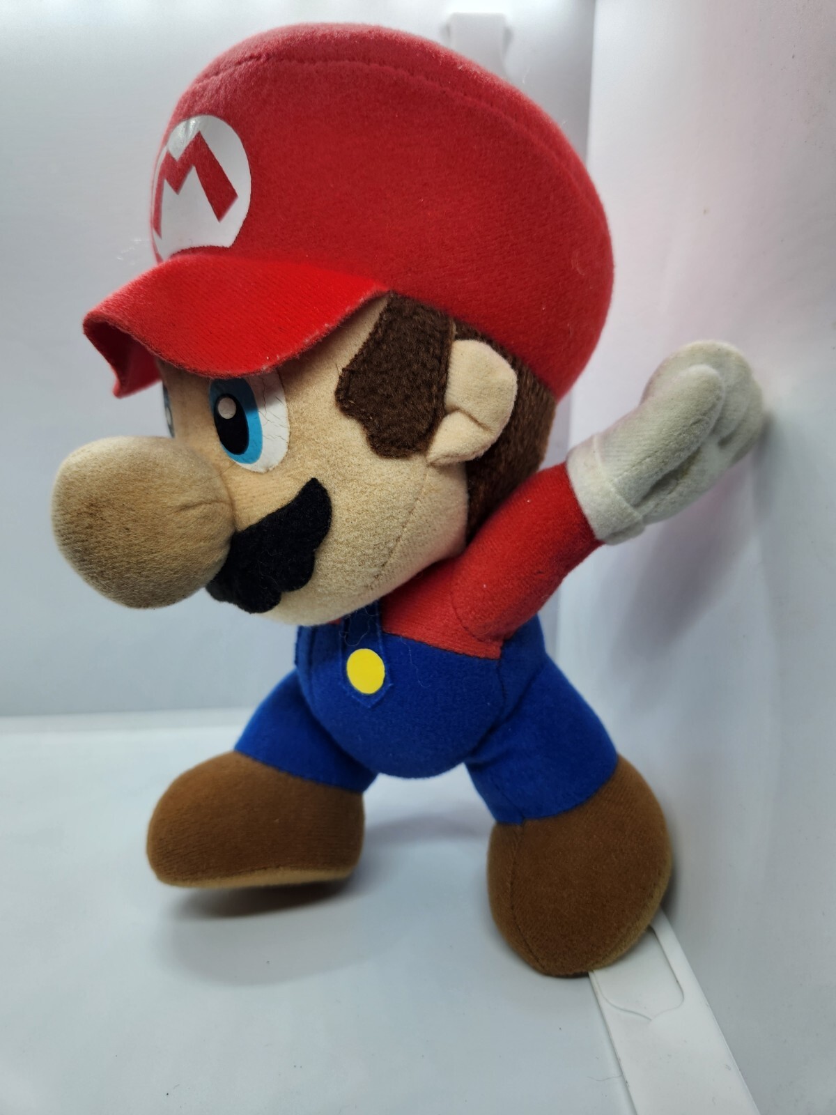2008 Nintendo Super Mario Bros 8” Mario Running Plush Toy