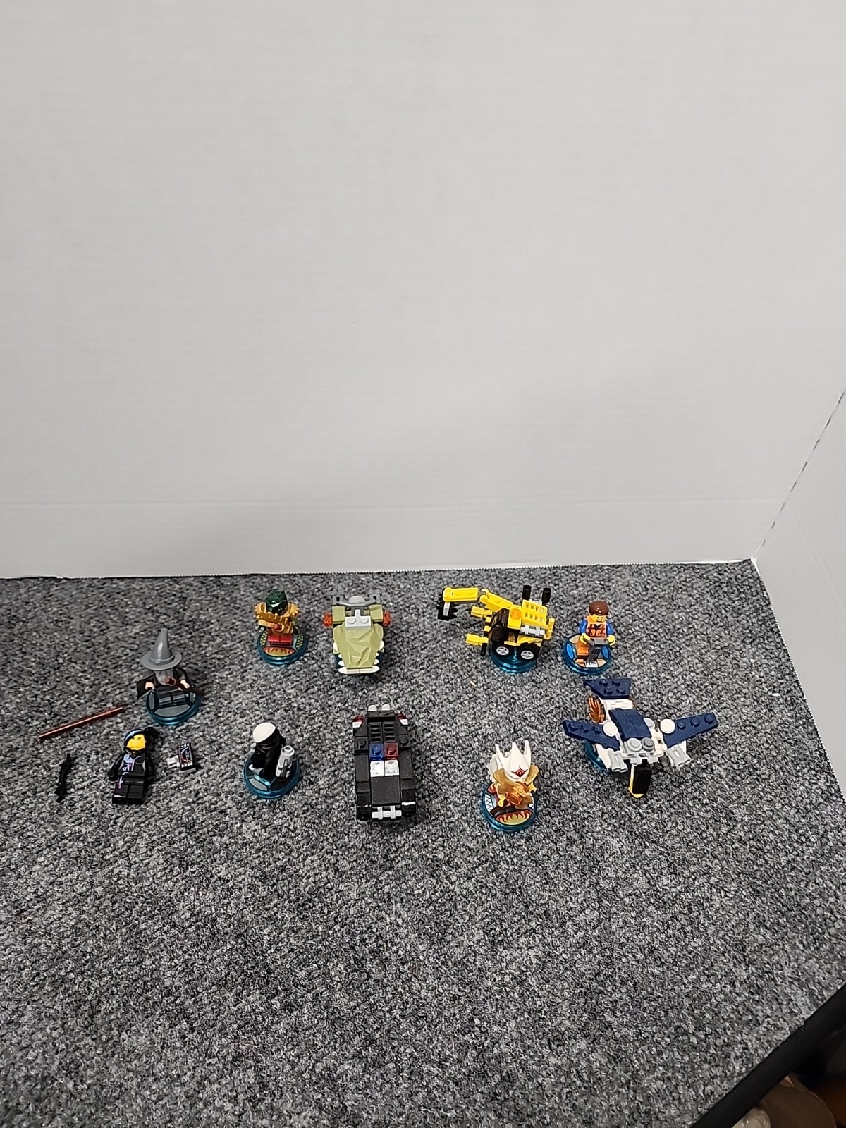 Lego Dimensions LOT Character Tags Vehicle Builds Minifigures