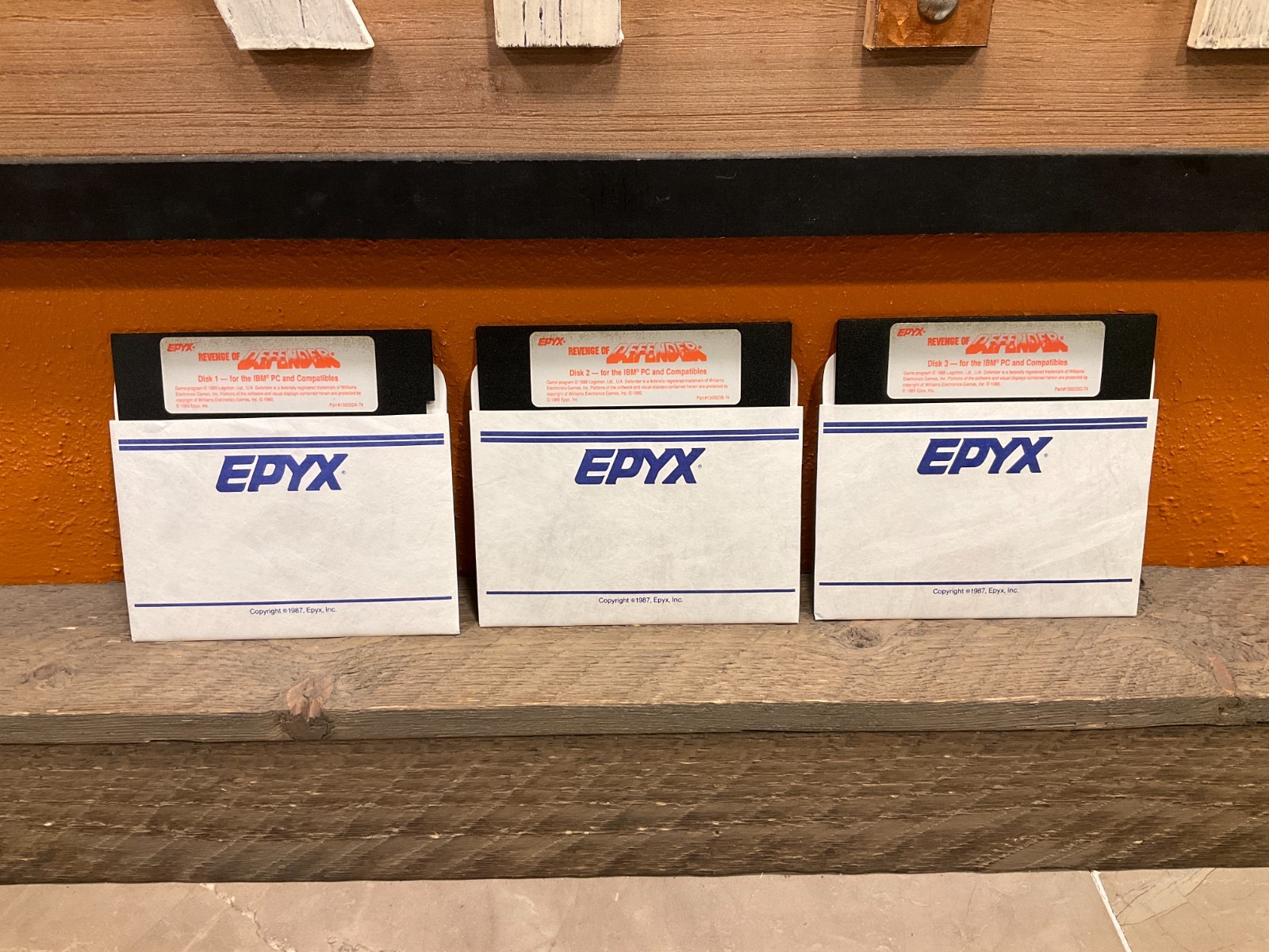 Vtg Revenge of Defender EPYX Disk 1-3 IBM PC & Compatibles Game