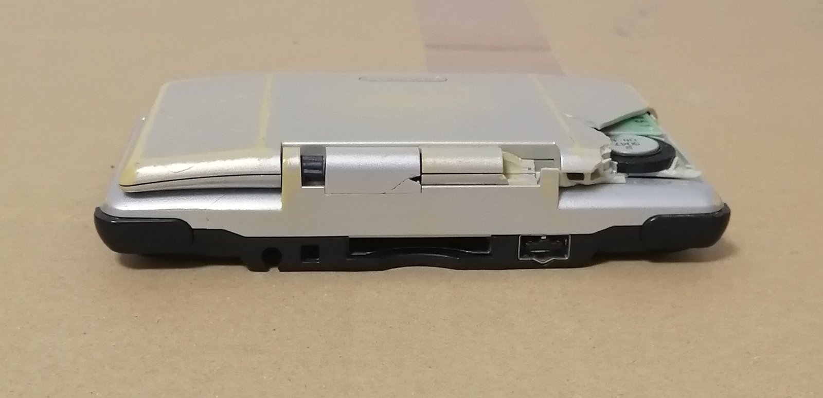 Not Working Nintendo DS White & Silver lot of 2 Console Parts Japan