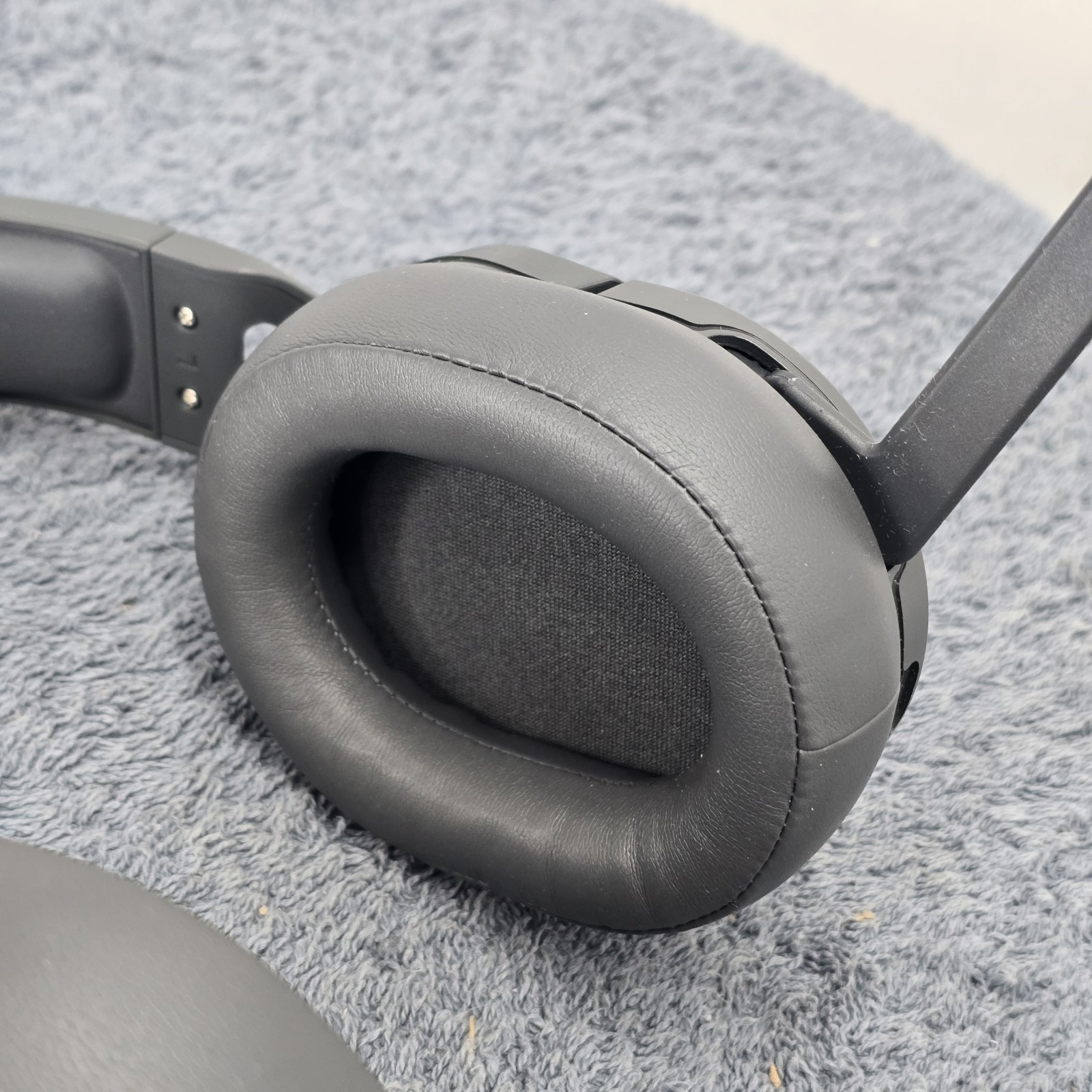 Corsair HS55 Wireless Core Gaming Headset – PC, PS5, Mac, Bluetooth | NwoB