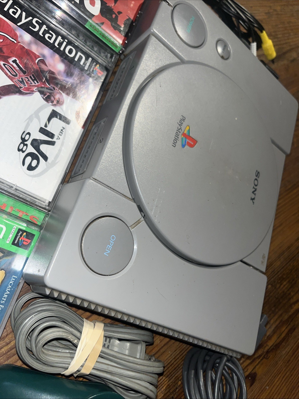Sony PlayStation 1 PS1 Console SCPH-7501 Controllers Games Cords