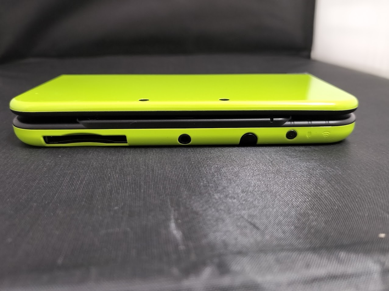 B763 Nintendo new 3DS LL XL console Lime Green x Black Japan w/pen fx