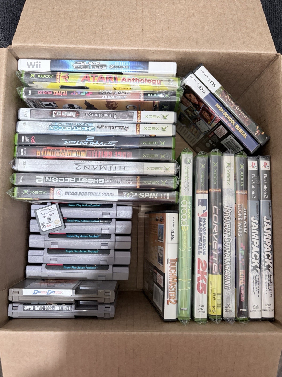 LOT OF 28 Mixed Games, Xbox, DS, NES, SNES