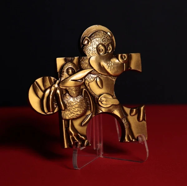 Banjo Kazooie Character Jiggy Piece Limited Edition Gold Embossed Metal Jigsaw