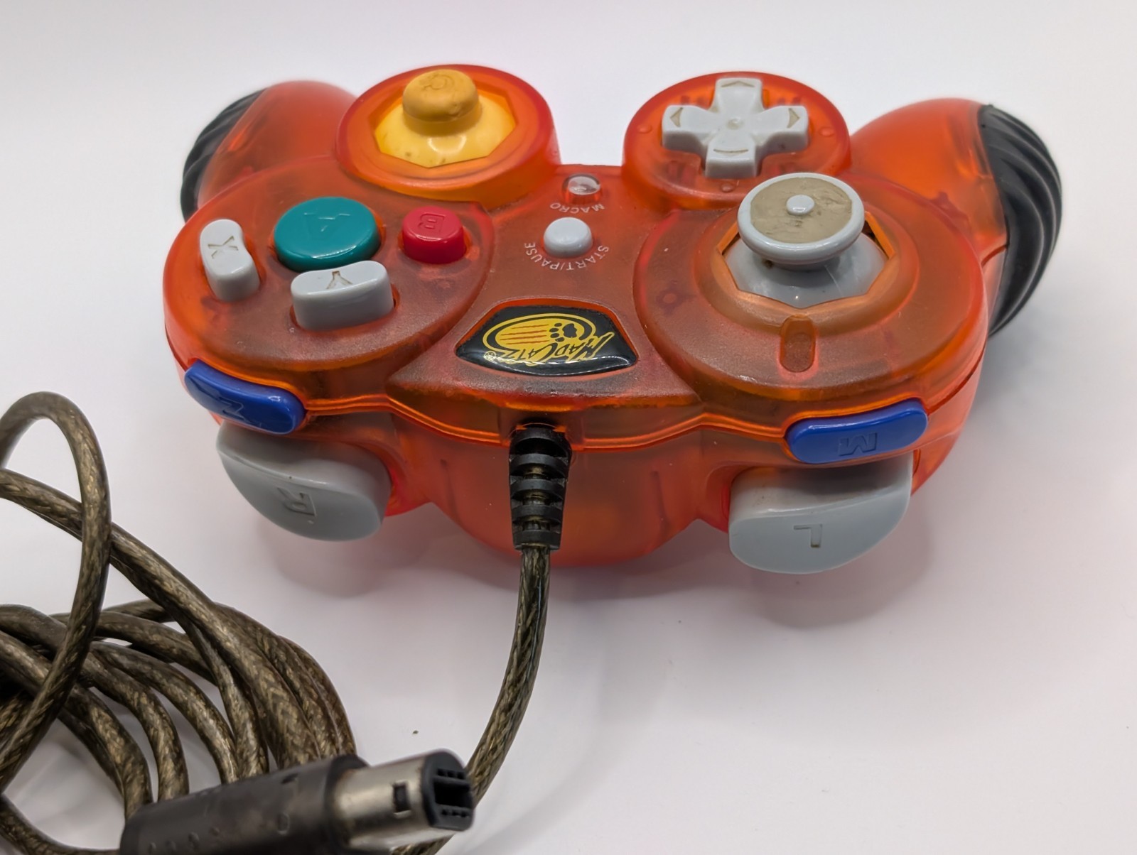Mad Catz Nintendo GameCube Controller Clear Orange Rare, UNTESTED.