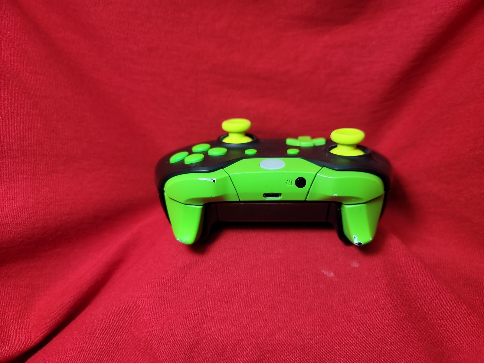 Xbox One Wireless Controller 1537 Scuf (New Joysticks) Check Description