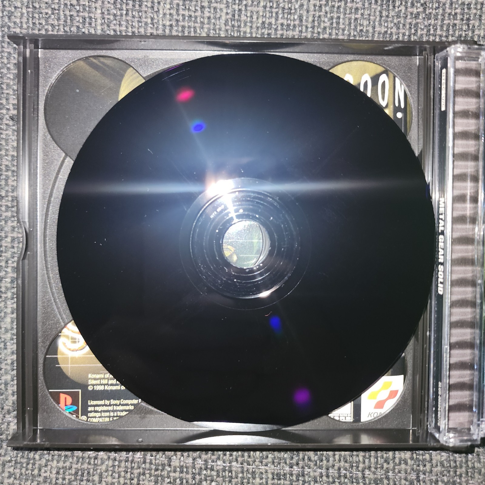 Konami Metal Gear Solid Sony PlayStation CIB W/ REG CARD TESTED