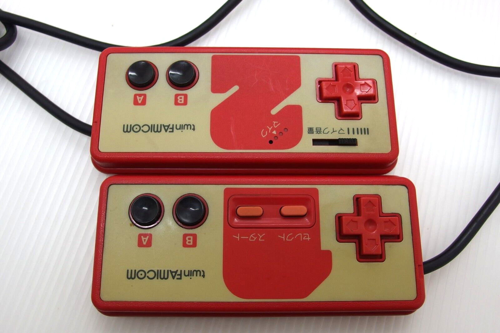 Twin Famicom Console Red Nintendo Official Sharp AN-500R Japan