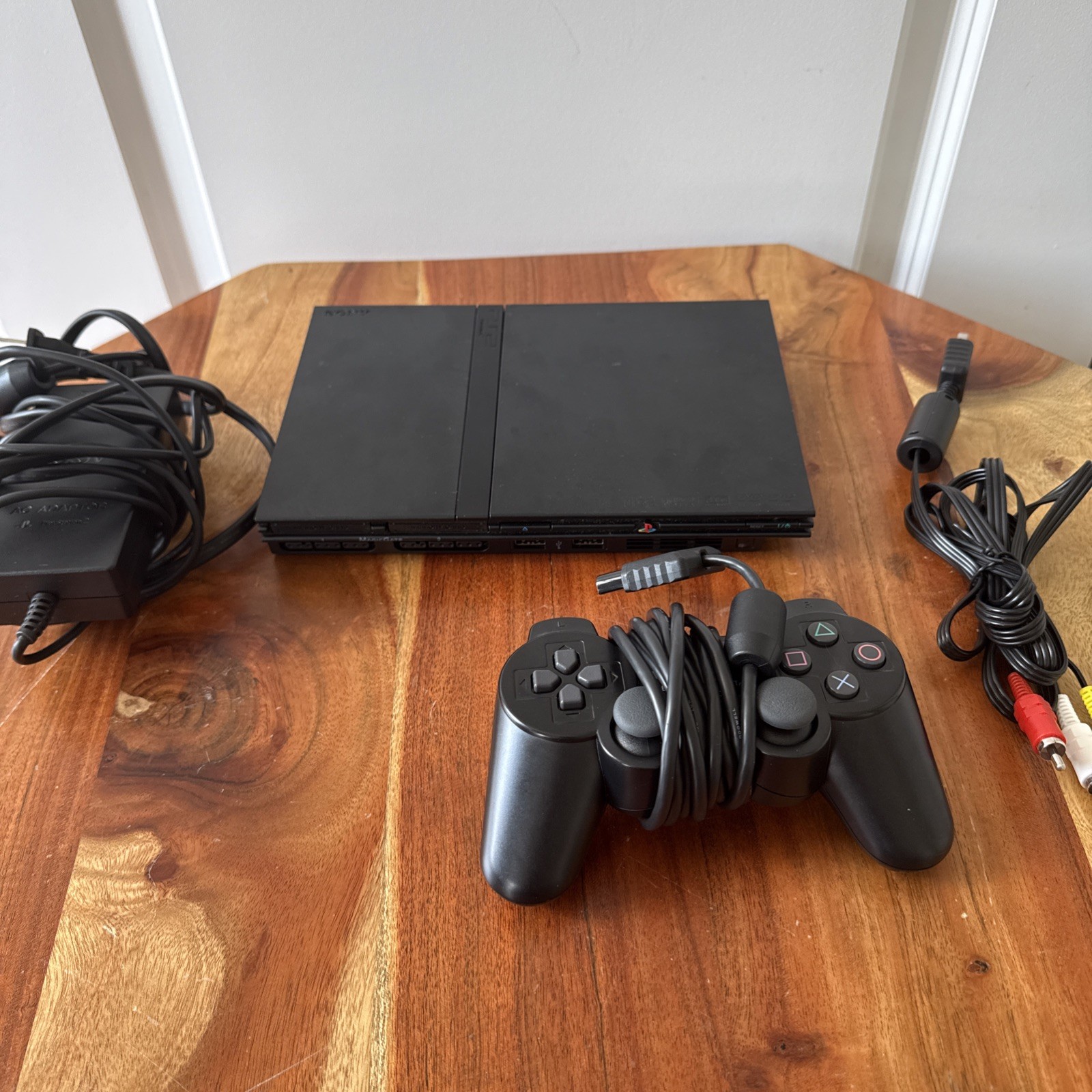 PlayStation 2 PS2 Slim SCPH-75001 Console w/OEM Controller, Power, AV Cables
