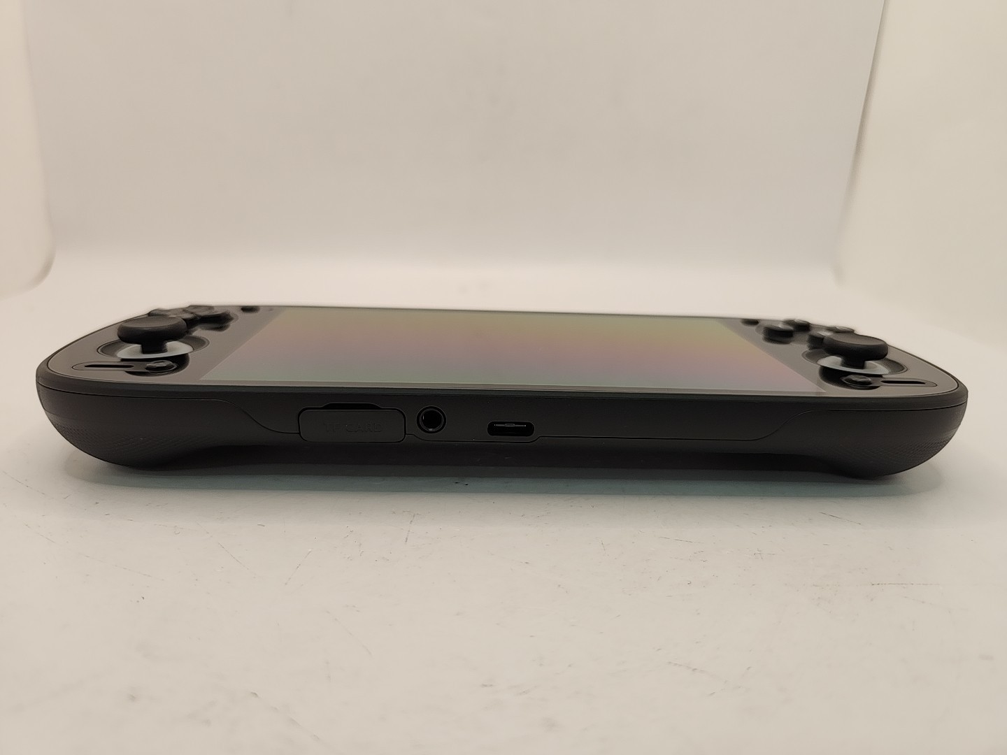 NEW Retroid Pocket 5 Handheld Gaming Emuluation Console