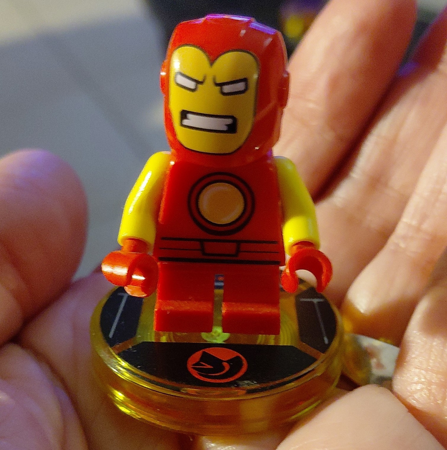 LEGO Dimensions Iron Man Character Figure Minifigure Toy Tag Round Base