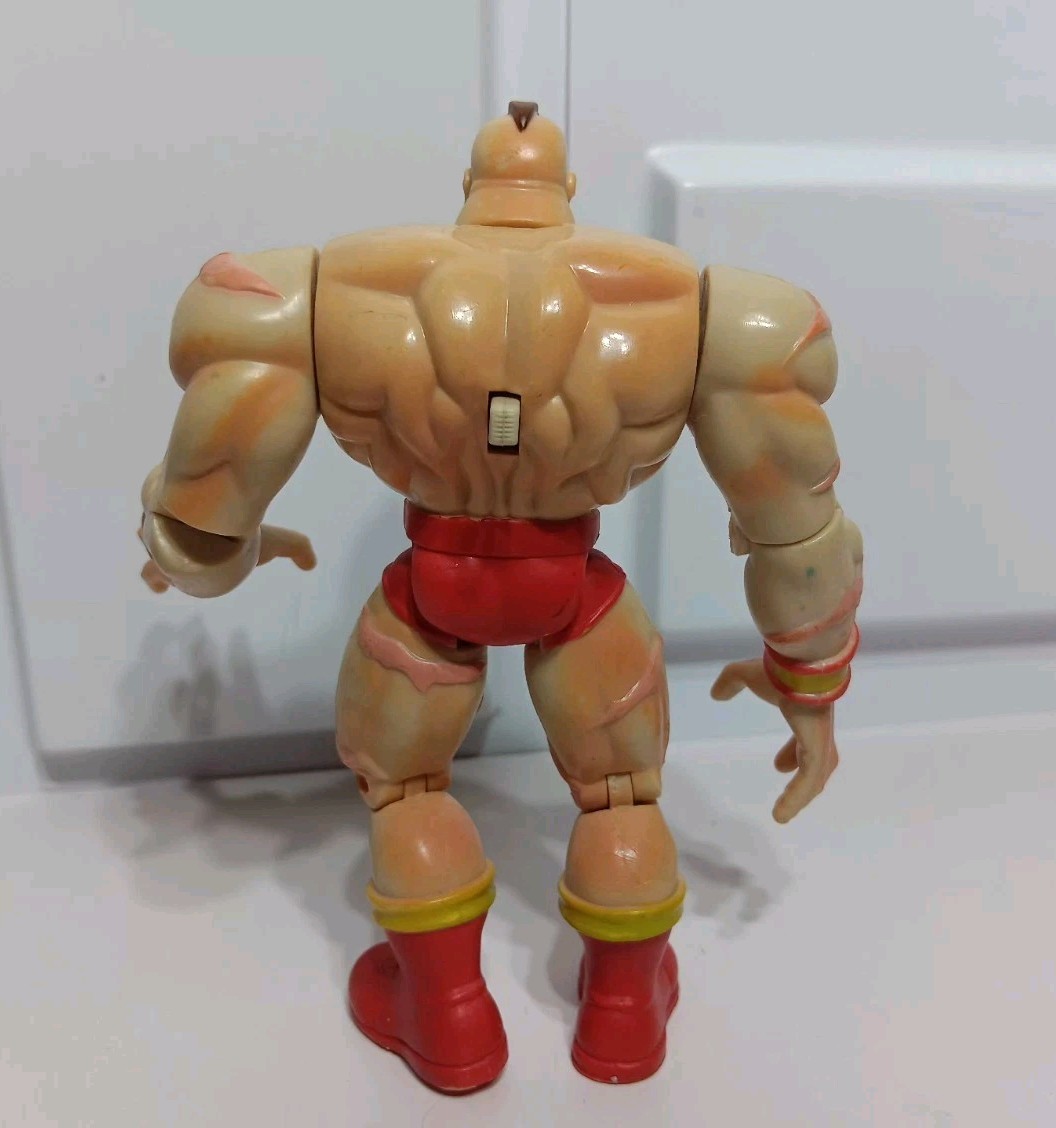 Marvel Toy Biz 1998 Capcom X-Men vs Street Fighter Zangief 5.5″ Figure Red