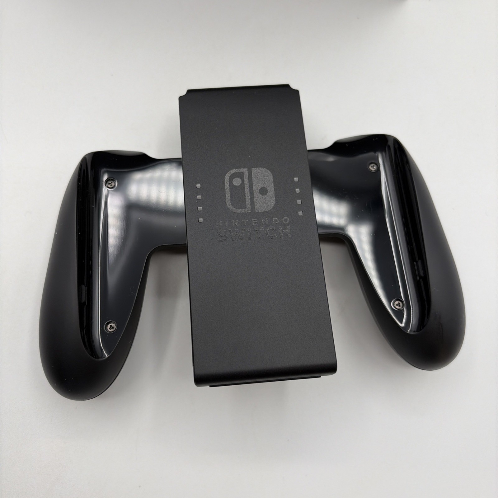 Nintendo Switch Handheld Console Blue Red – Excellent Mint Cond with Extras