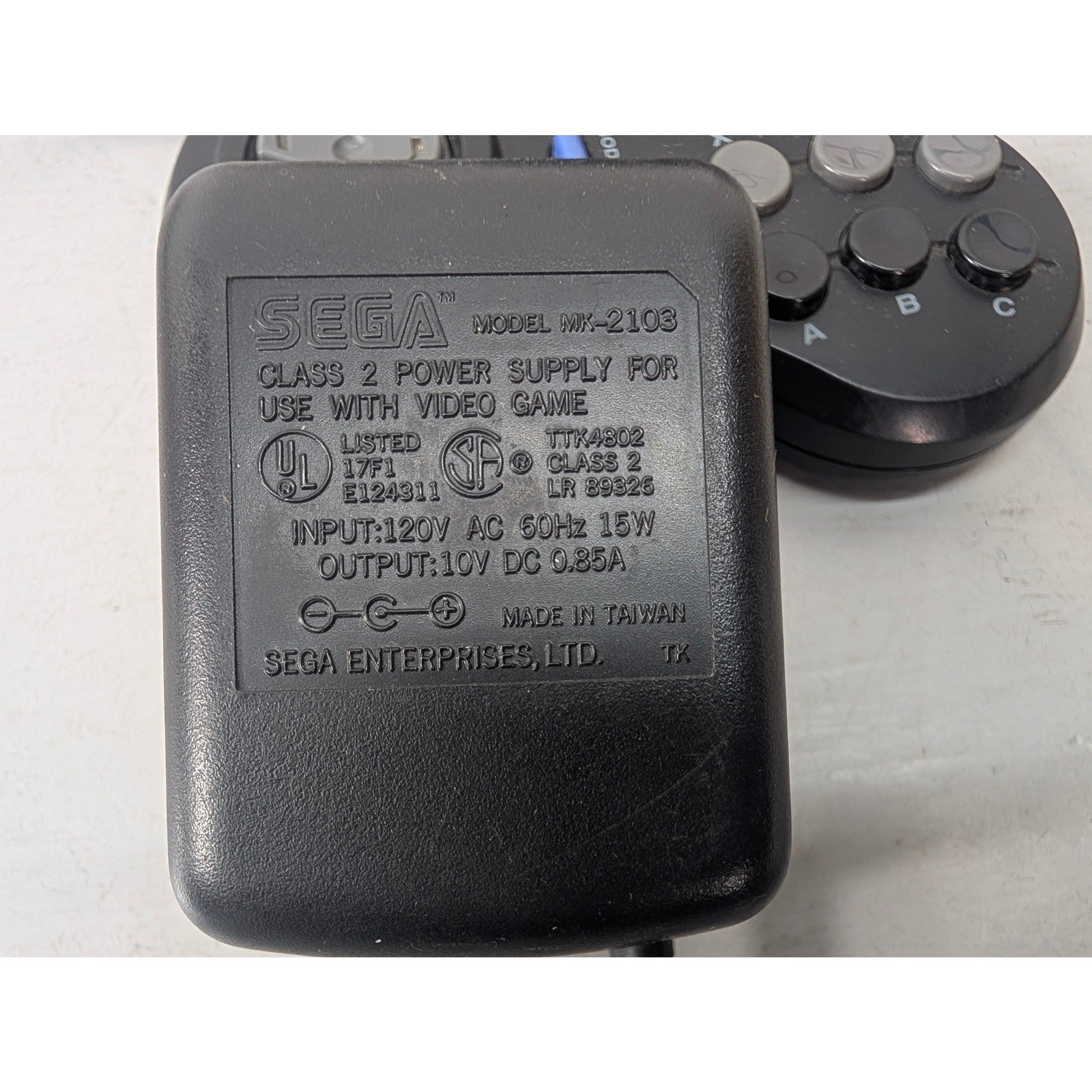 Sega Genesis Model 2 Console MK-1631 Black with Super Pad Controller Untested