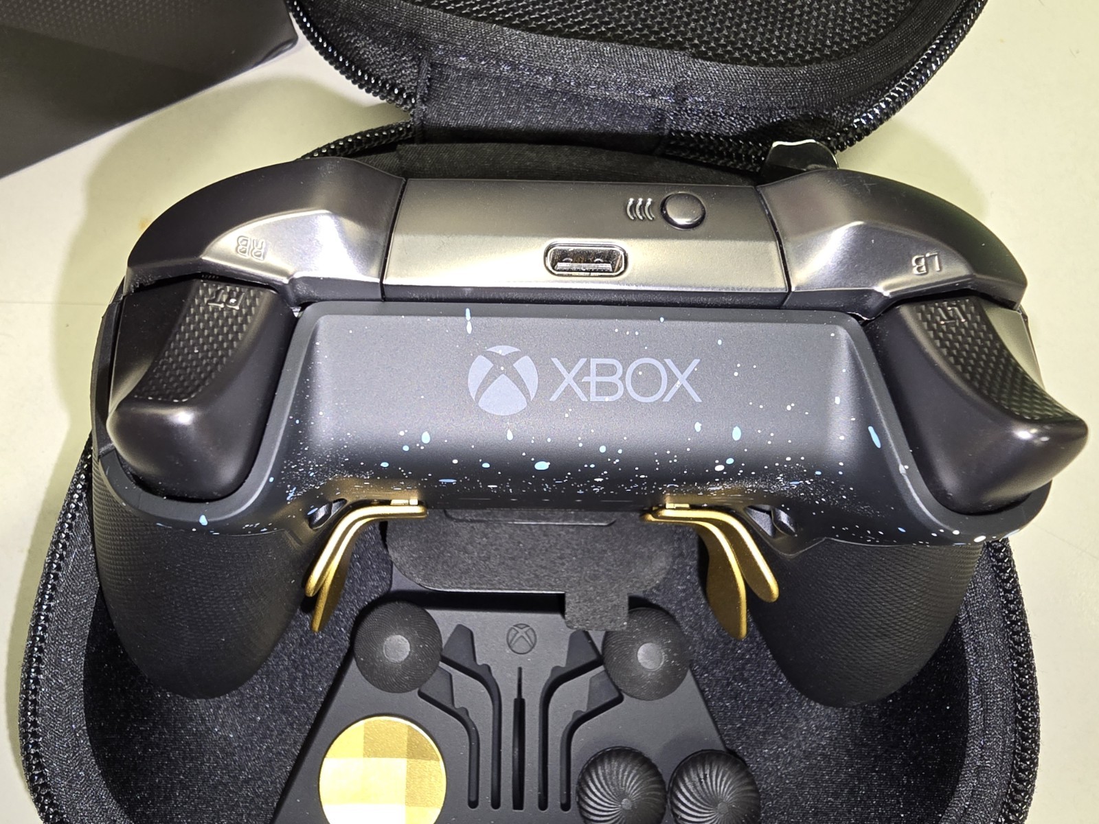 Custom Xbox Elite Series 2 – Zeta Halo Edition – READ – TMR
