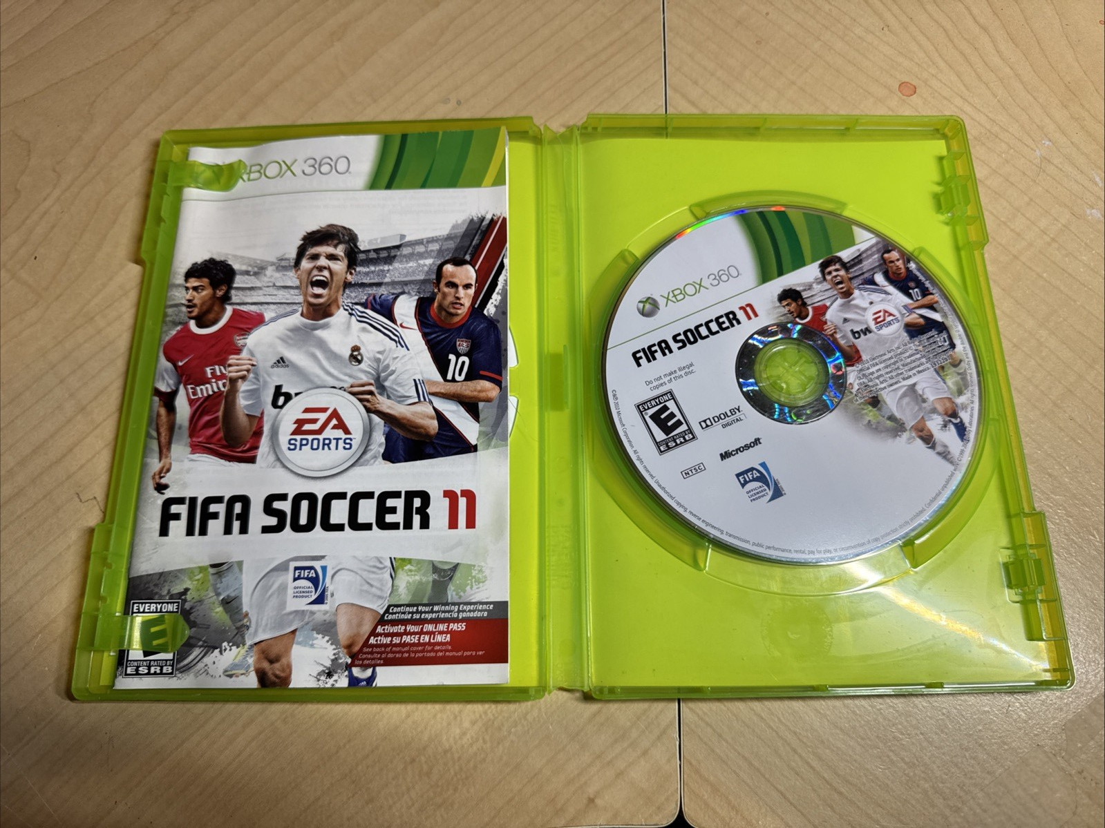 FIFA Soccer 11 (Microsoft Xbox 360) Video Game Free Ship Good Condition