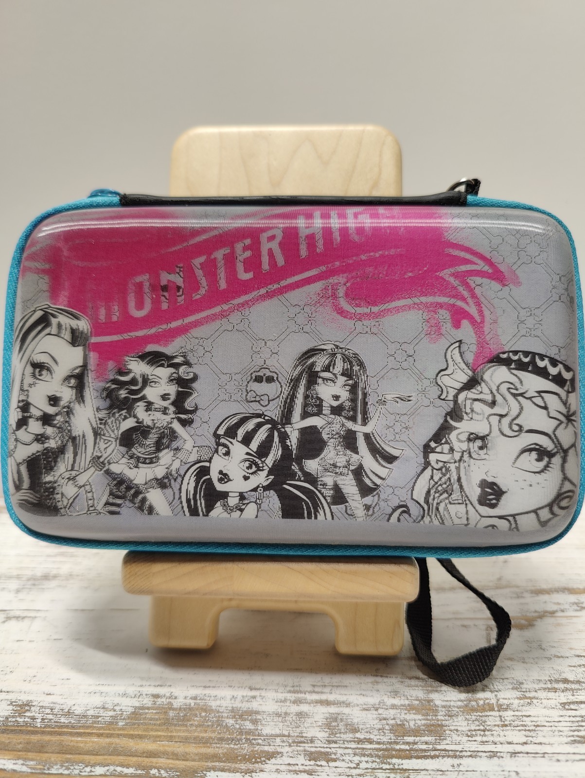 Monster High Hard Shell Nintendo DS 3DS Zippered Carry Travel Case