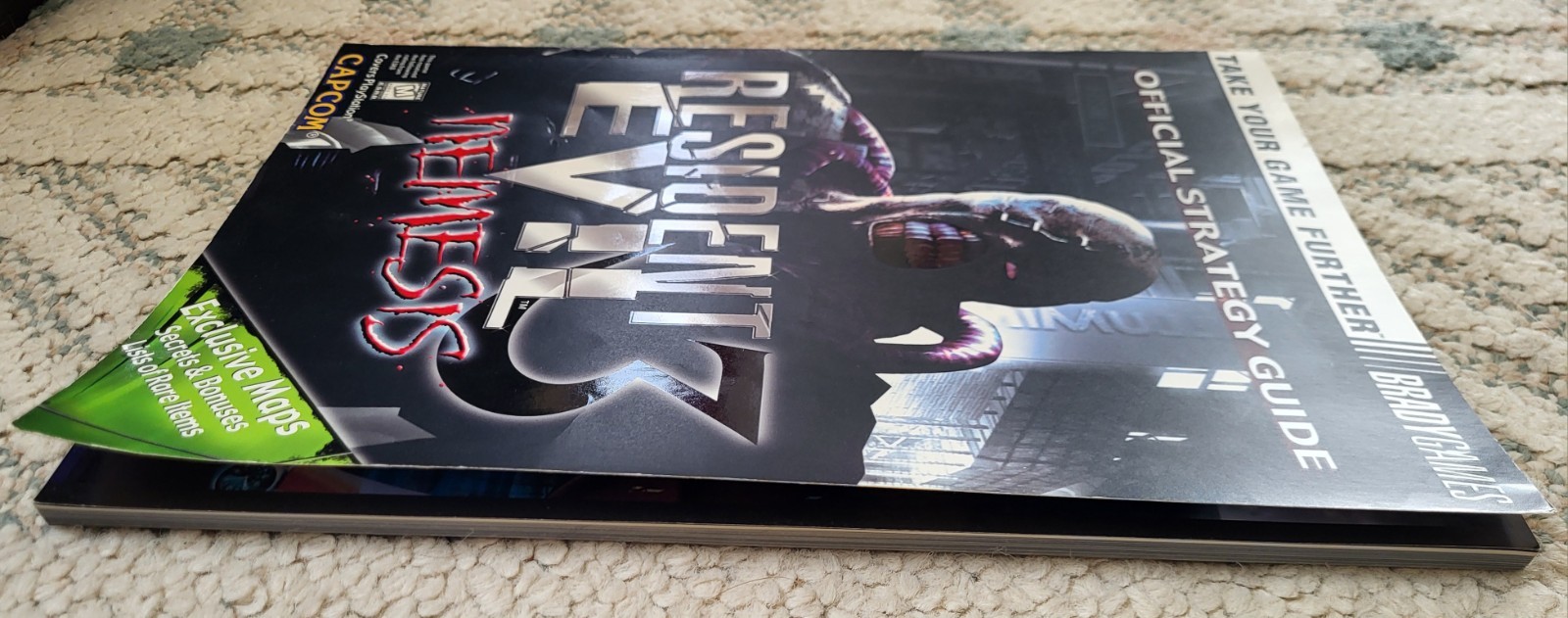 Resident Evil 3 Nemesis PS1 CIB Complete w/ Official Strategy Guide & Poster