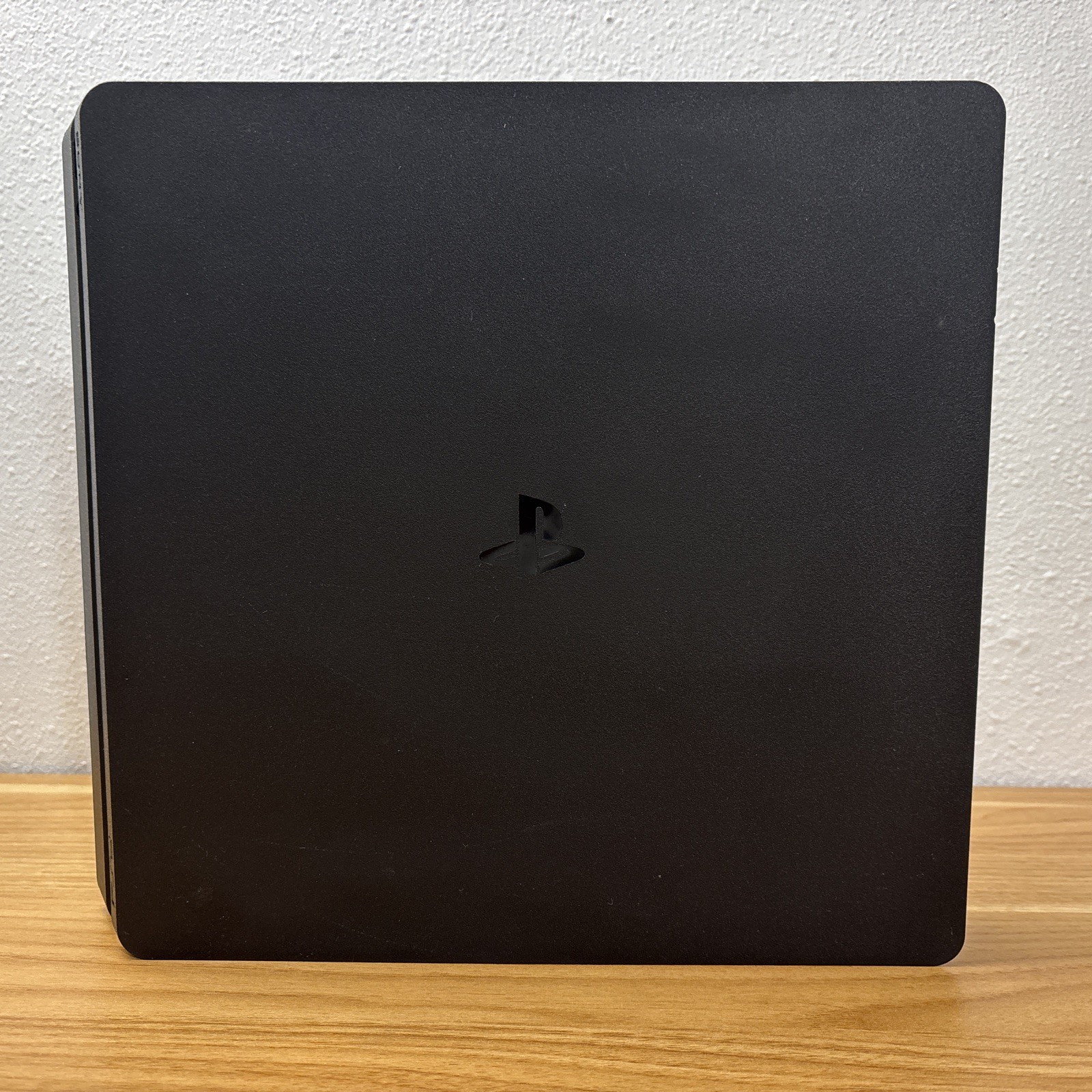 Sony PS4 Slim 1TB CUH-2115B Console Cords, Charger, Controller, FREE SHIPPING