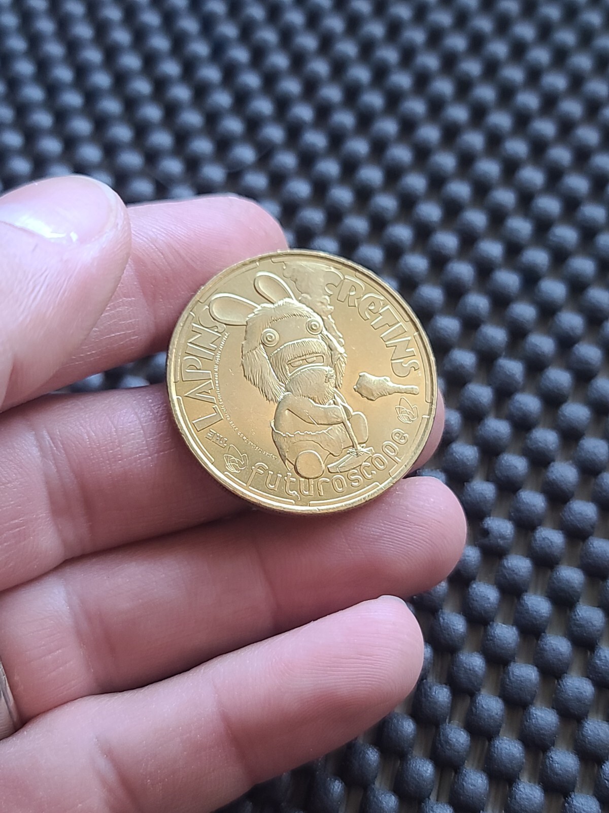 Rabbids FutureScope Coin Medal Souvenir Rare Promo Mario Nintendo Ubisoft France