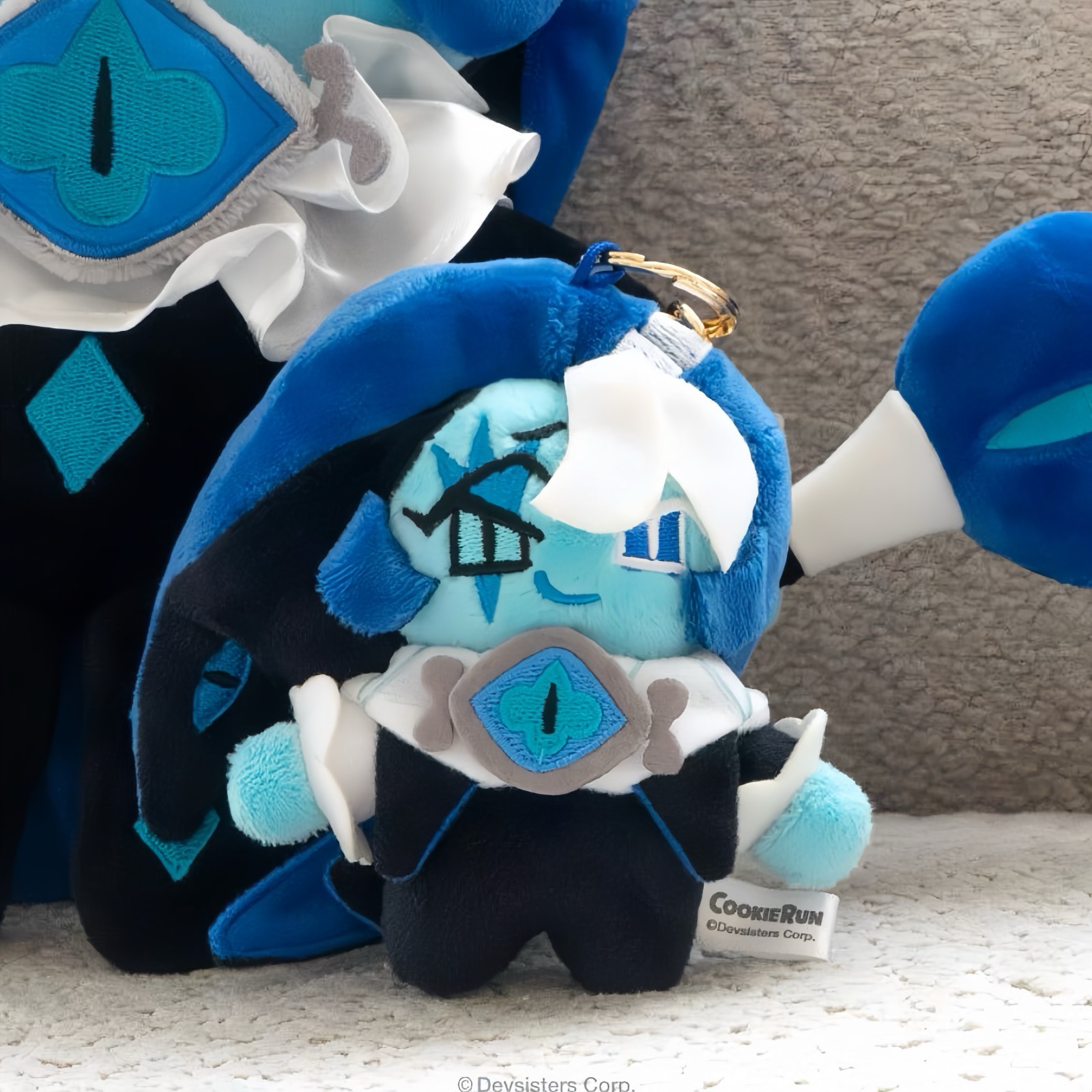 🔥CookieRun Kingdom 2025 Plush Keychain Set 🔥 Shadow Milk & Pure Vanilla Cookie