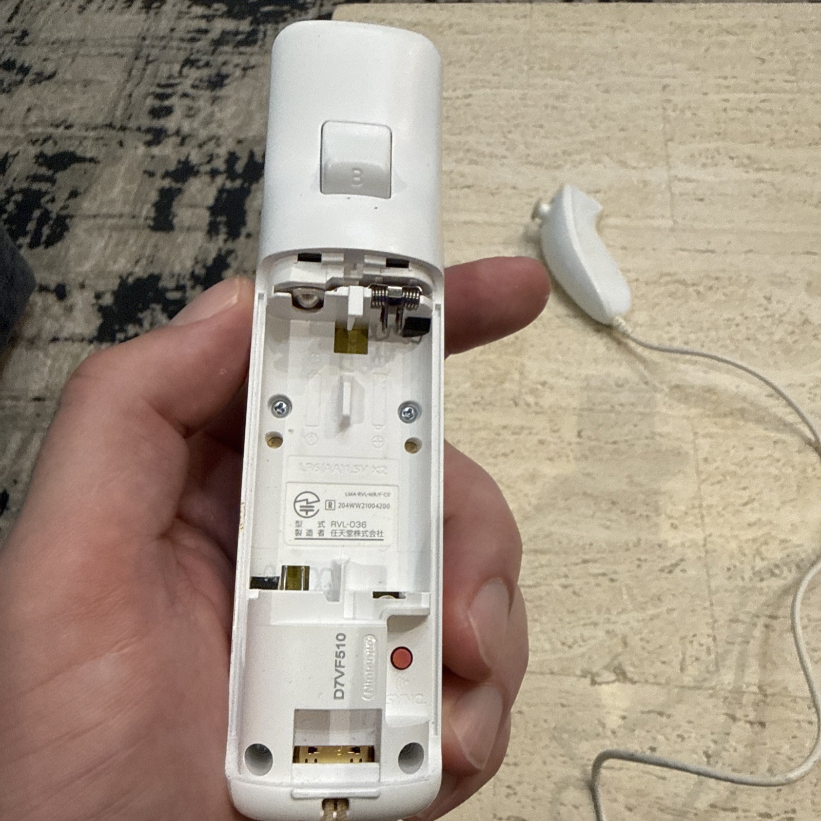 Nintendo Wii White Motion Plus Remote Controller RVL-036 w/Nunchuck RVL-004