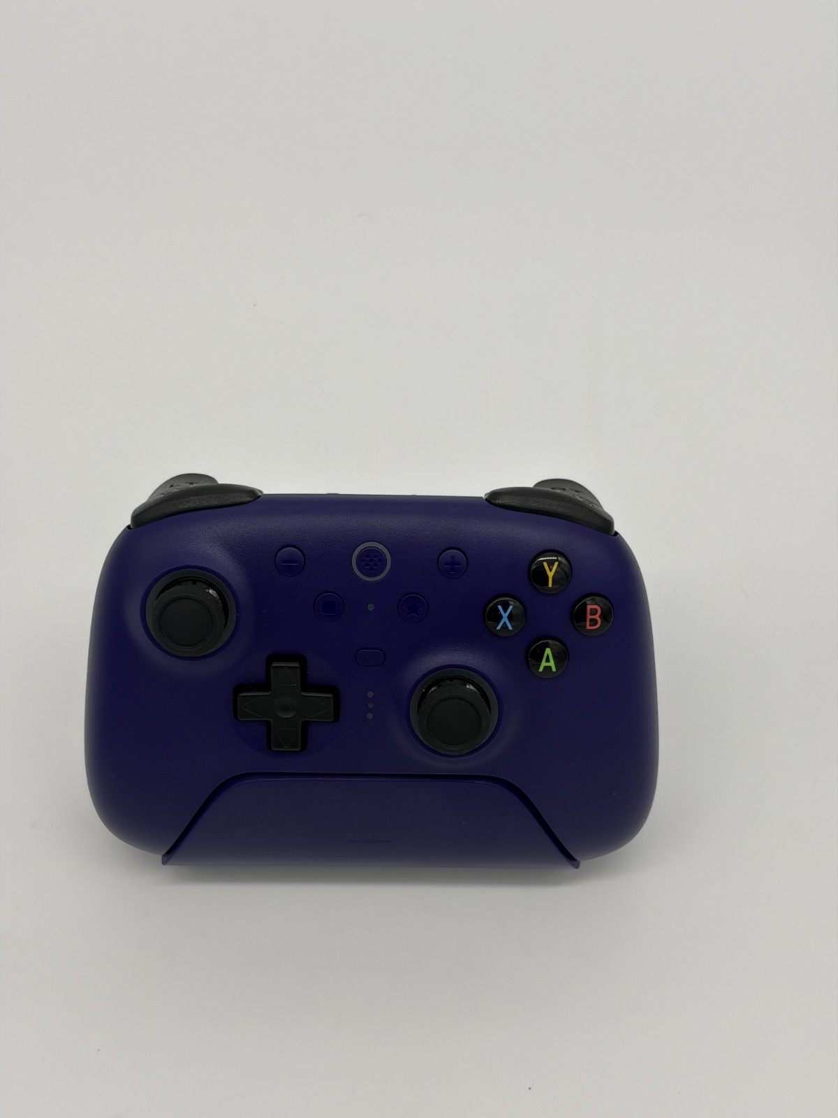 8BitDo Ultimate 2 Bluetooth Controller w/ Dock, 2.4G Adapter, Bluetooth – Purple
