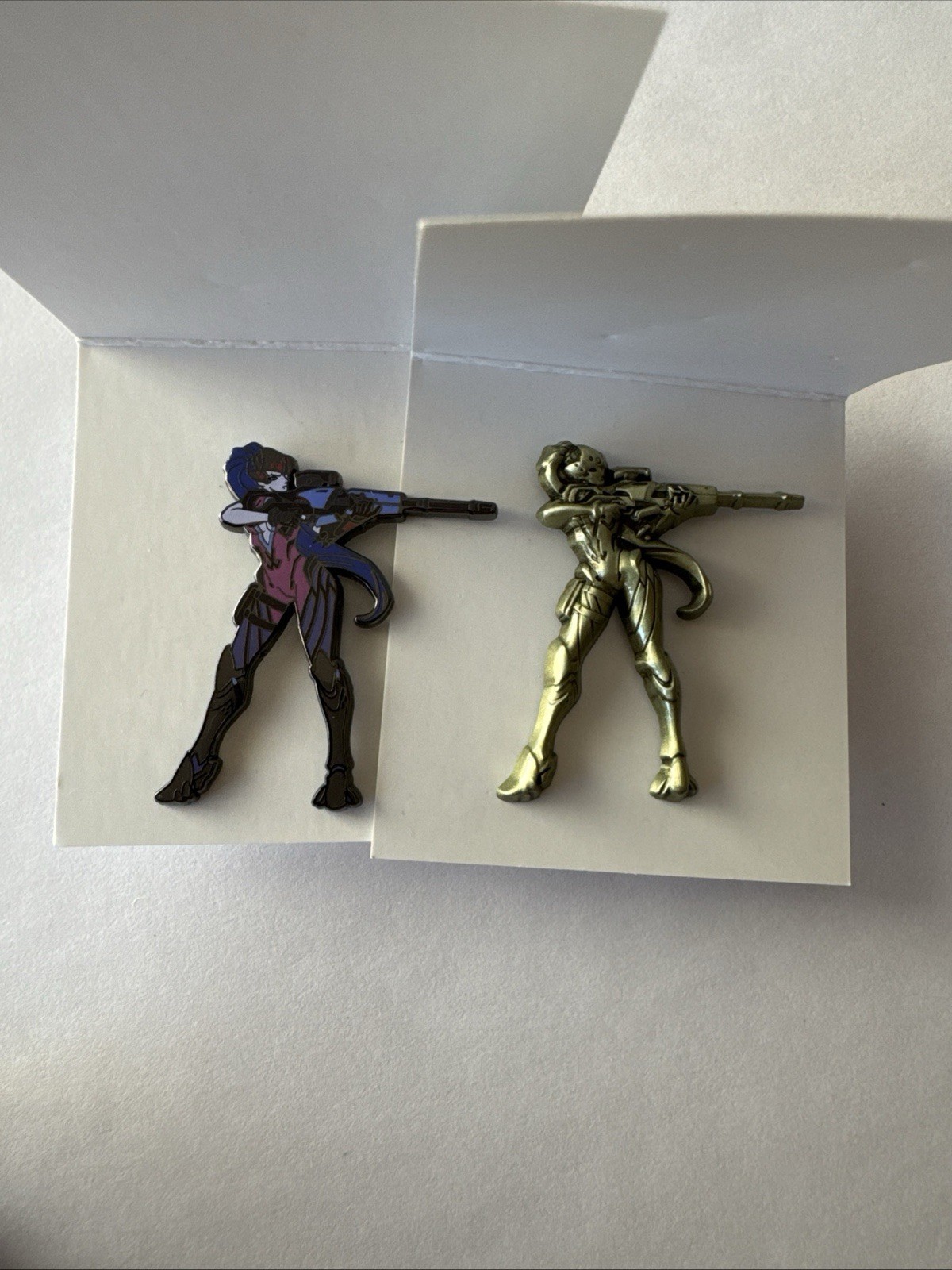 Blizzard Overwatch Widowmaker Gold & Colored Pins Series 4 Blizzcon (Set of 2)