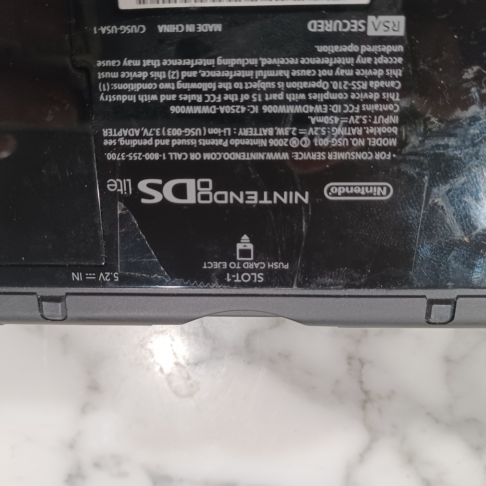 Vintage Find | Nintendo DS Lite Onyx Black with 2 stylus and Charger & Game
