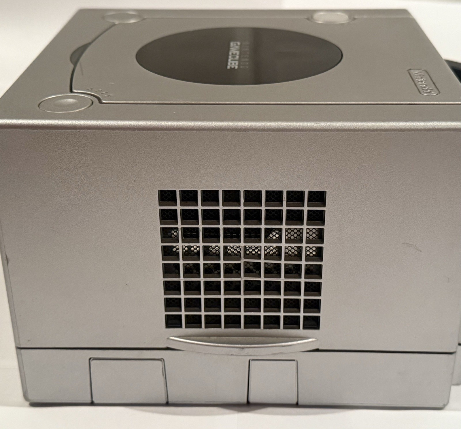 Nintendo GameCube Silver Console Only DOL-001 Tested Works Please Read Desc!