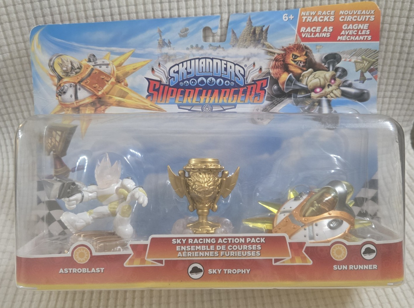 Skylanders SuperChargers Sky Racing Action Pack Astroblast Sky Trophy Sun Runner