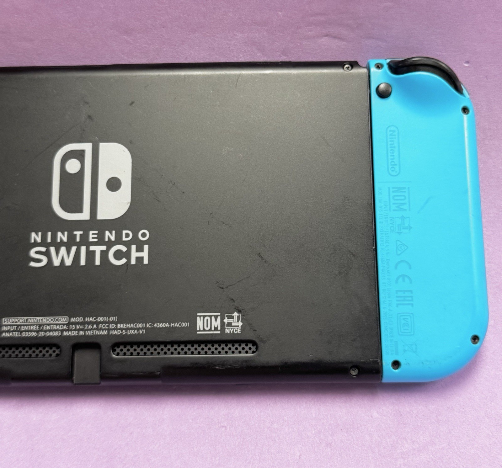 *AS/IS WORKING* Nintendo Switch HAC-001 Console w/Joy-Cons