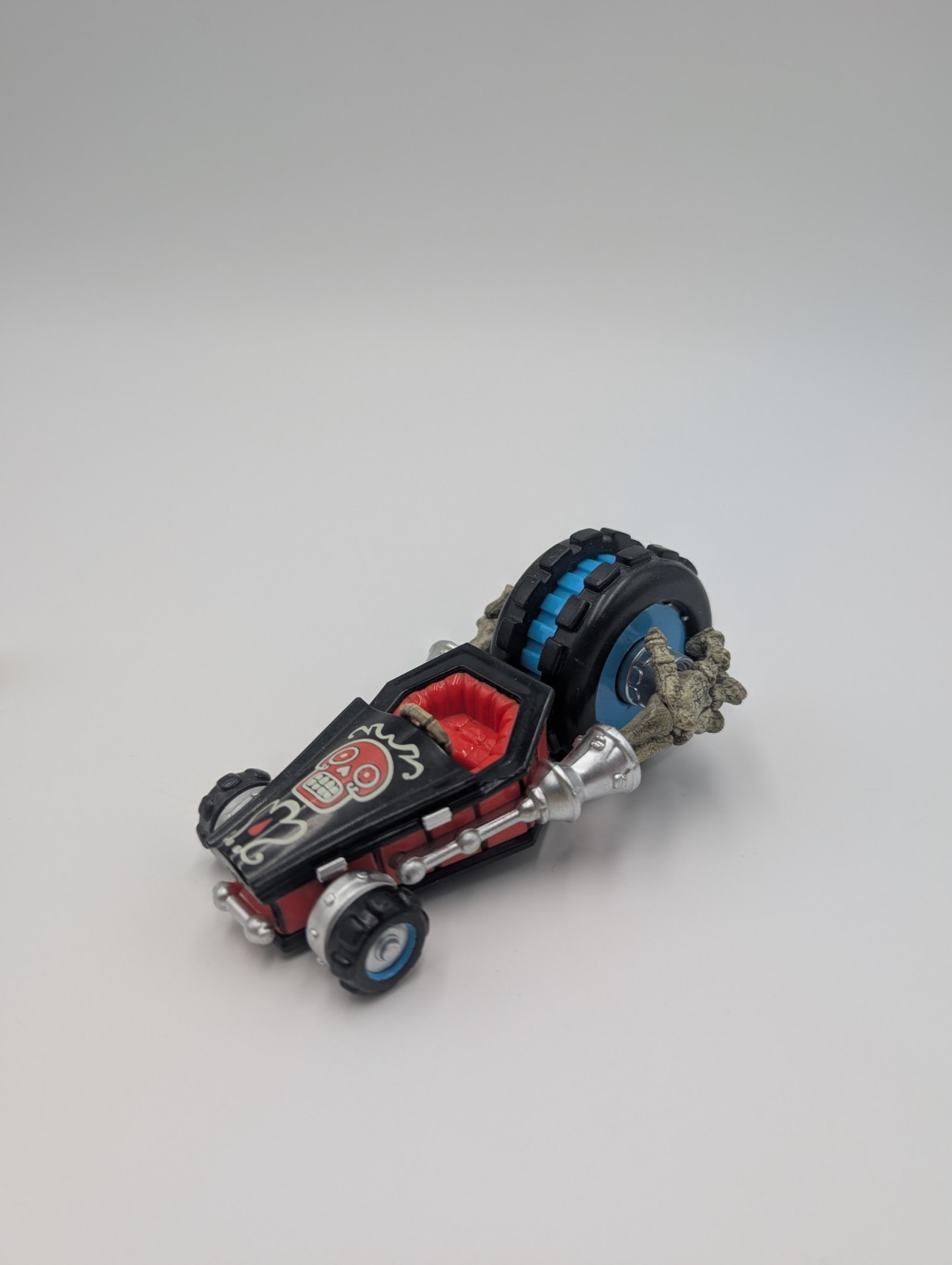 Skylanders Superchargers Fiesta and Crypt Crusher