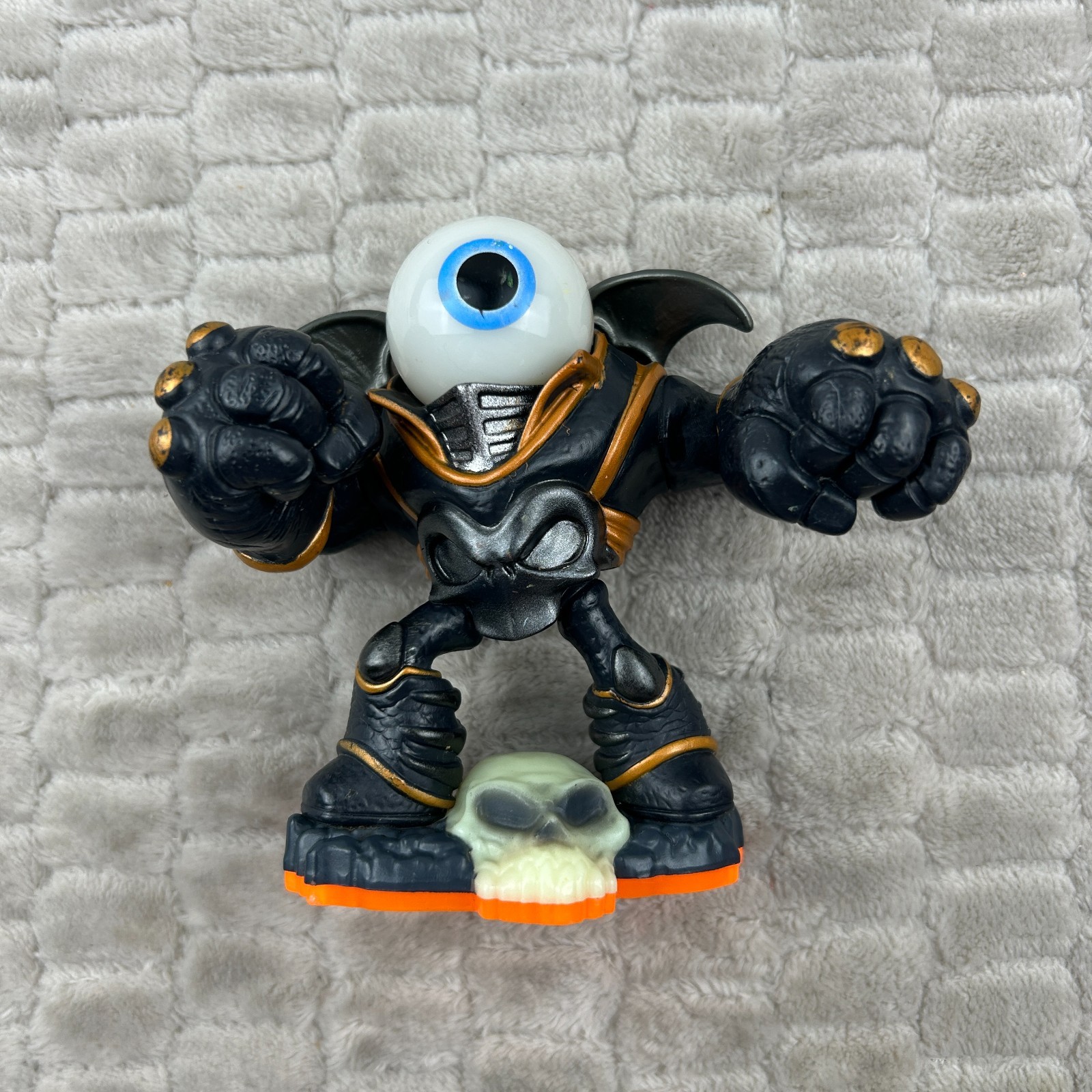 Skylanders Giants Eye-Brawl & Mini Eye Small Sidekick Figure Halloween
