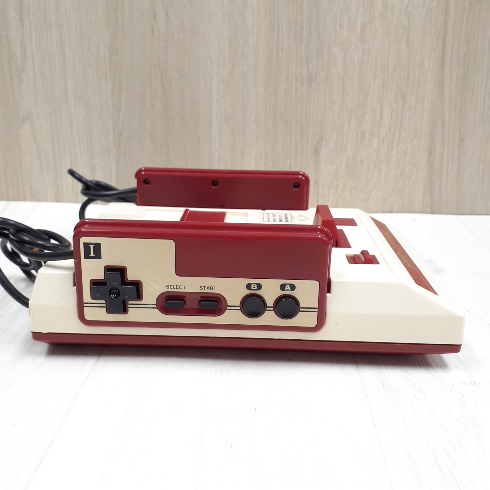 Nintendo Famicom Console in box CIB tested working Japanese NES 1983 HVC-001