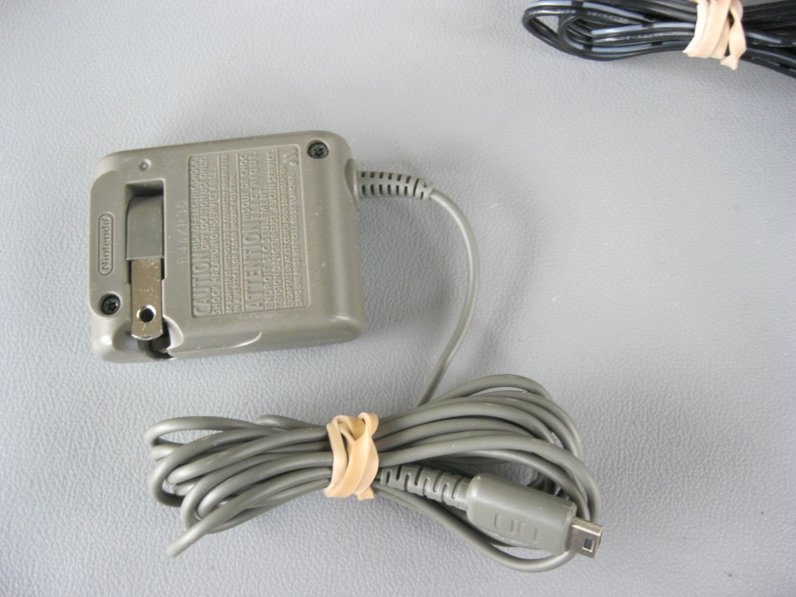 Genuine Nintendo DS Lite Wall Charger AC Adapter Power Charging Cable USG-002