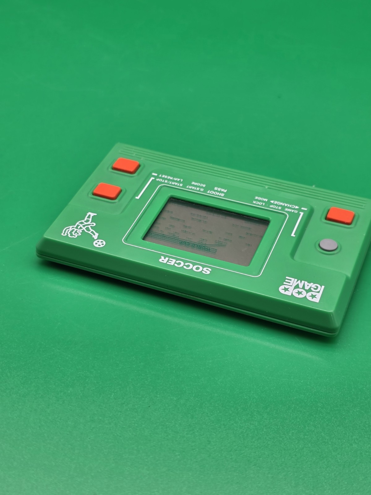 LCD – Liwaco Soccer – Handheld LCD Game Works Good Pop Game