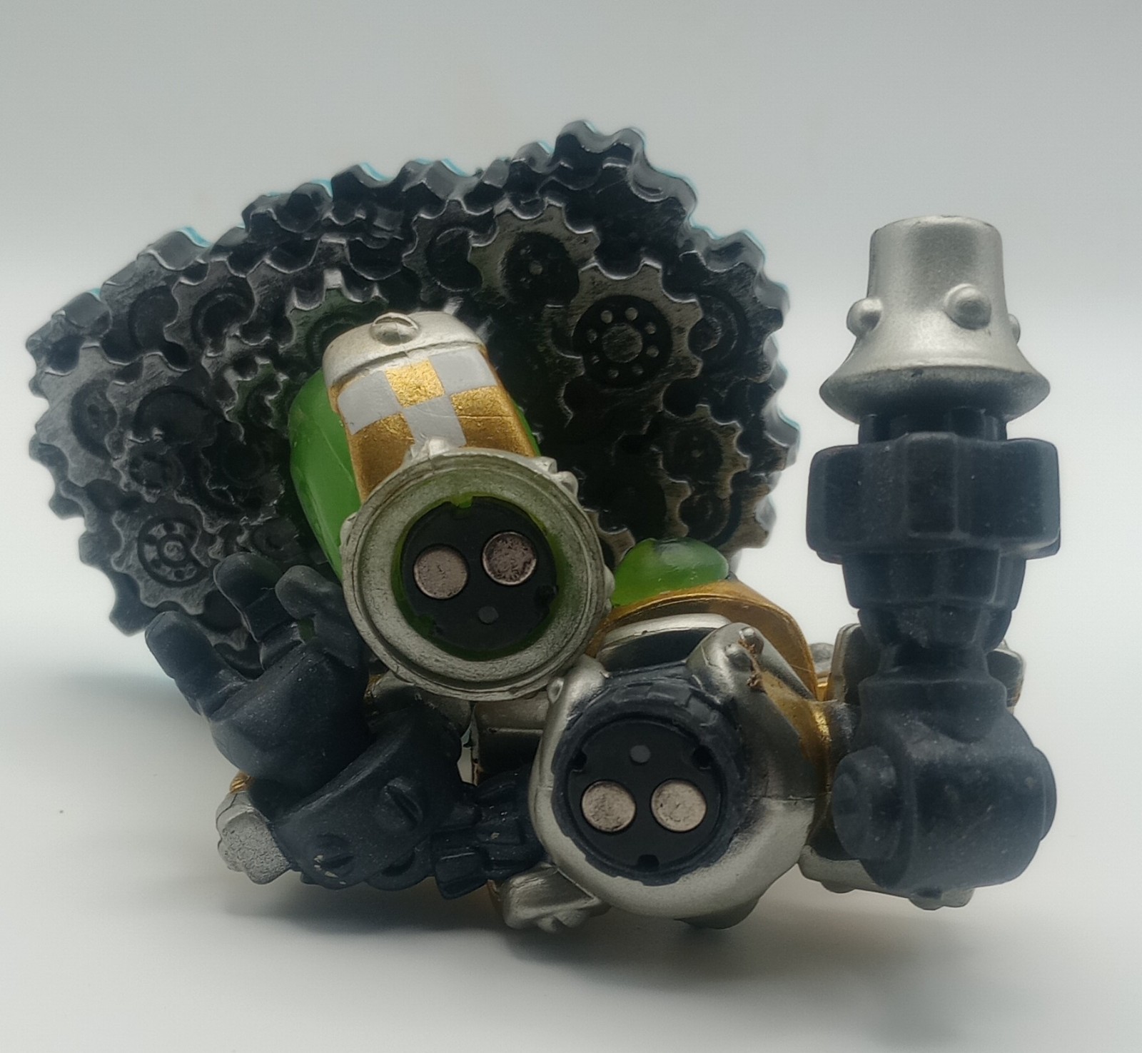 Skylanders Swap Force TECH LOT – Nitro Magna Charge & Springtime Trigger Happy