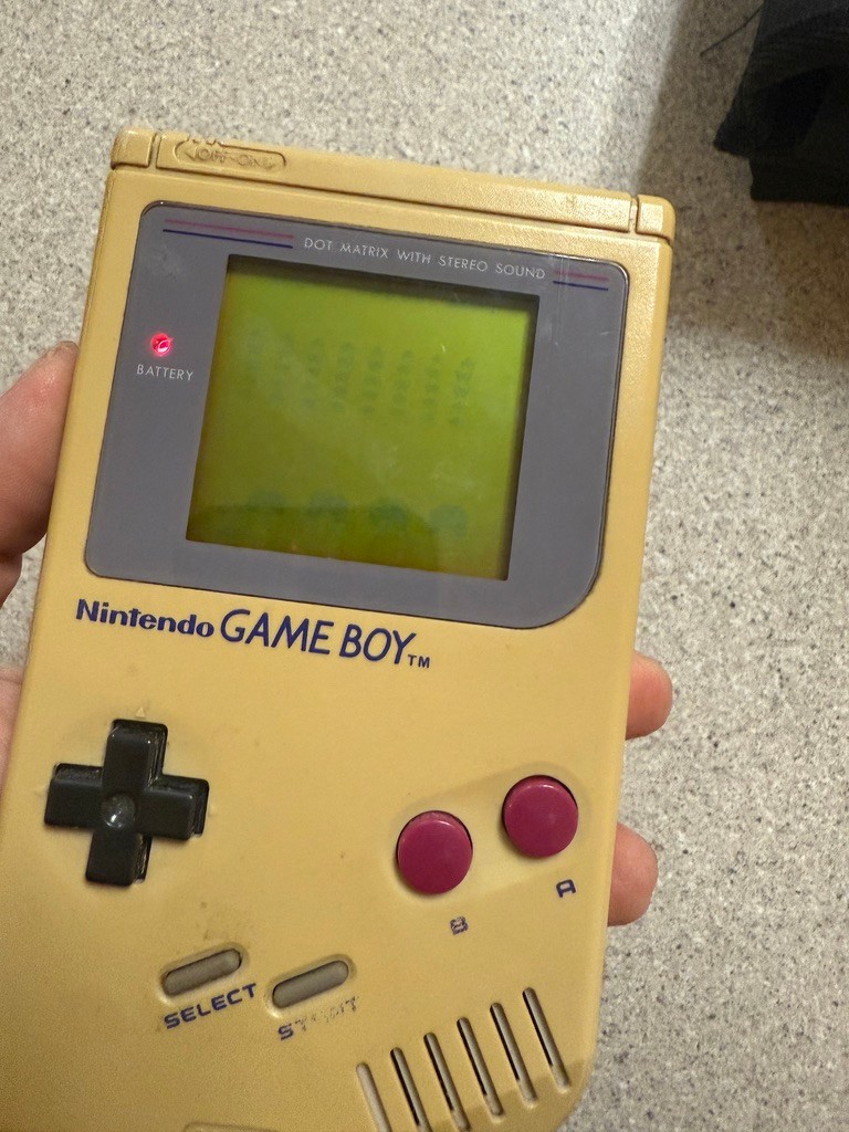 Original Nintendo Gameboy Console With 2 Games ALL ORIGINAL TESTED DMG-01