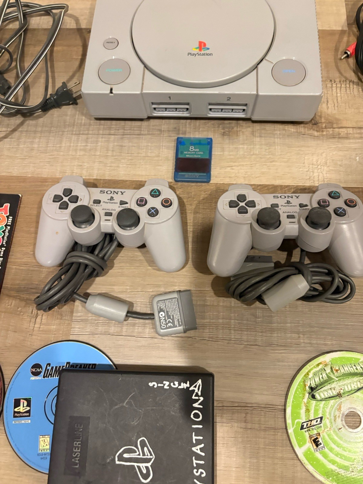 Sony PlayStation 1 Console PS1 SCPH-7501 Console Bundle 17 Games & 2 Controllers