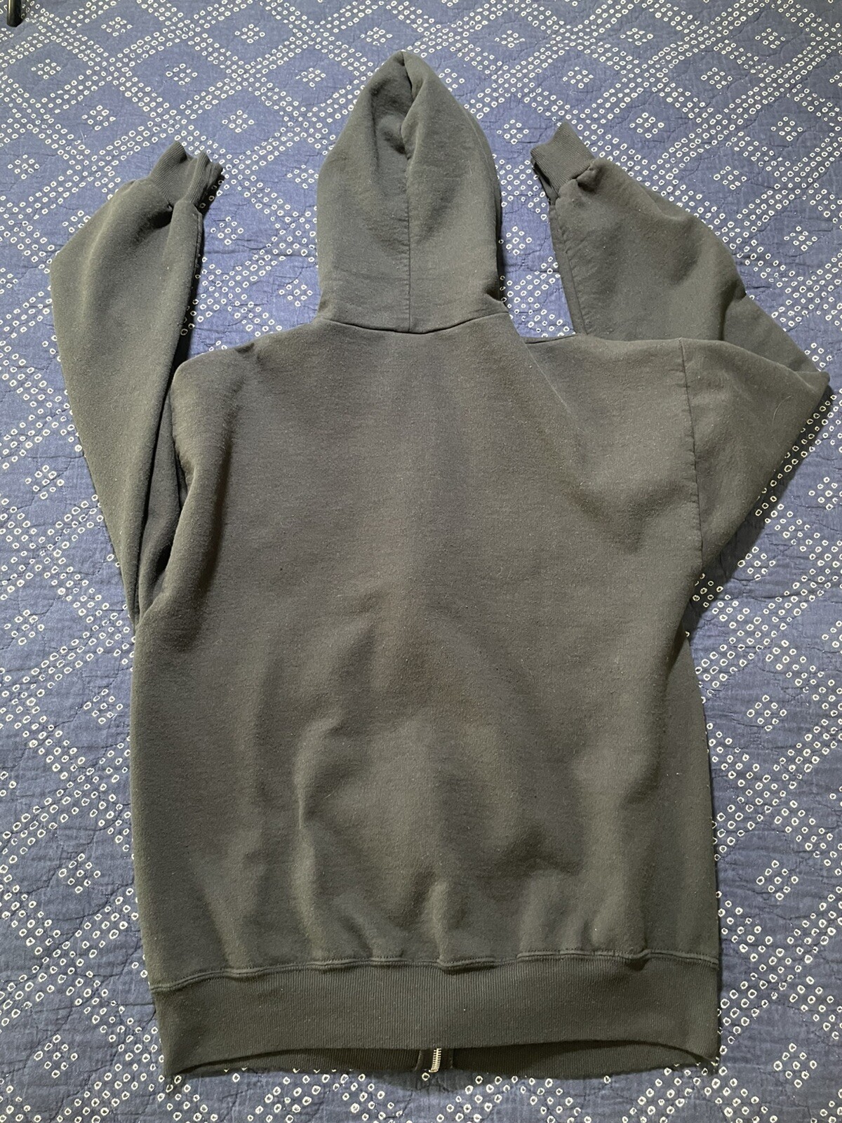 VINTAGE CAPCOM PROMO HOODIE LARGE ZIP UP BLACK w BLACK LOGO circa 1998/2000