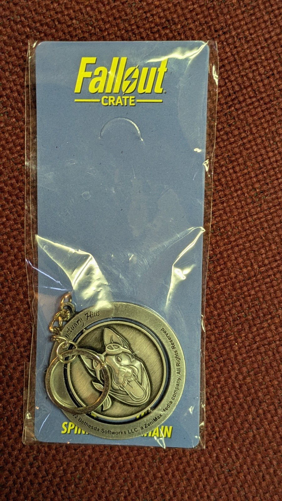 Bethesda Fallout Loot Crate Sanctuary Hills Spinning Keychain