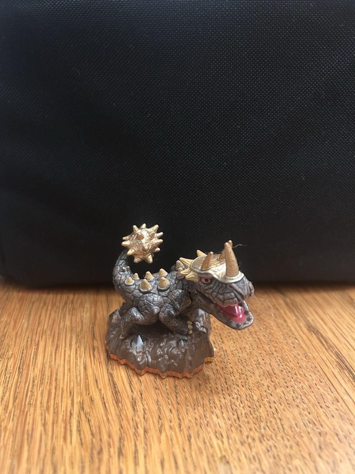 LOW Price Big Skylanders Bundle – FREE Shipping, READ DESCRIPTION.