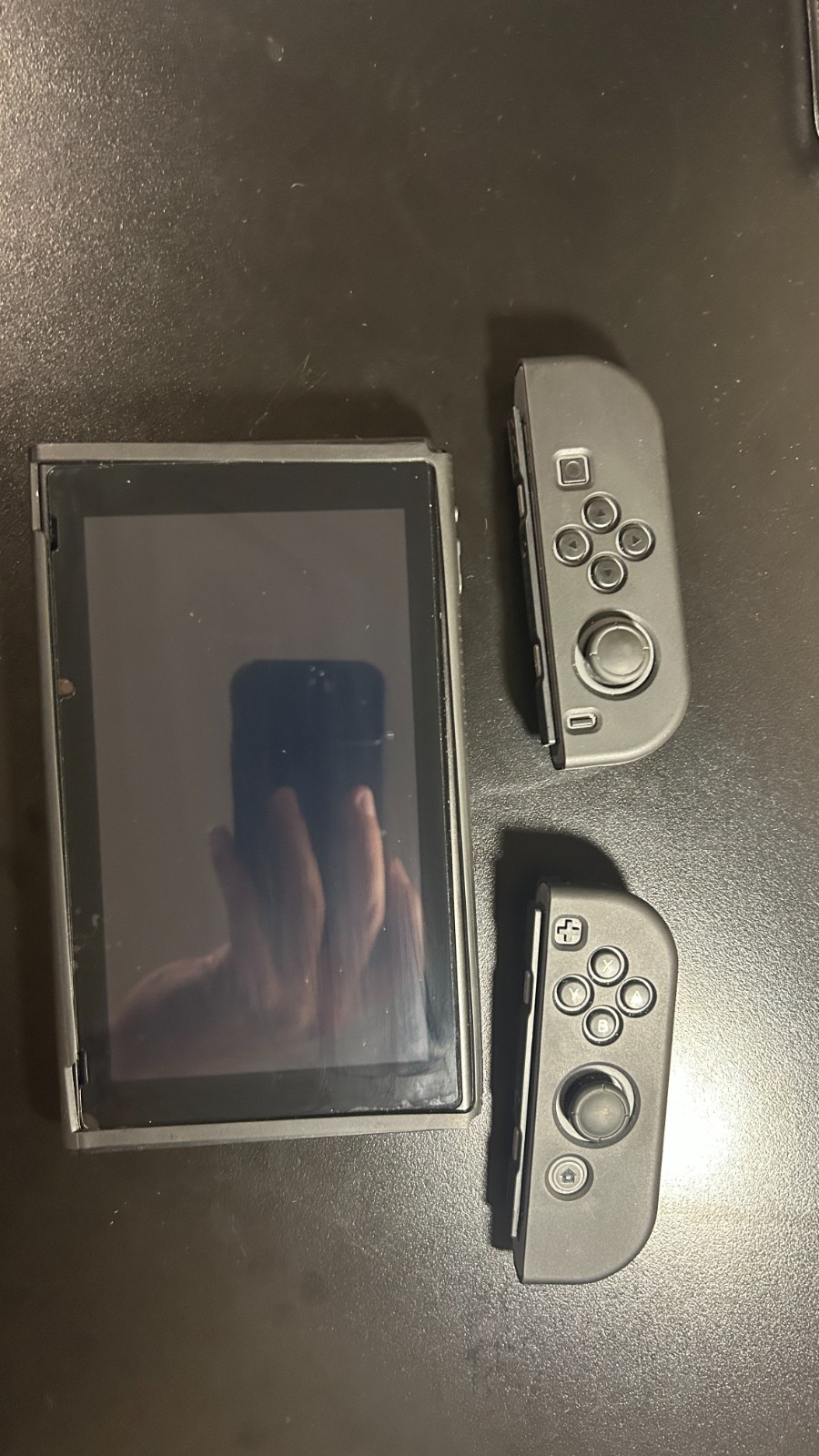 Adult Owned Switch V2 Console HAC-001(-01) Bundle + HORI Split Pad Pro