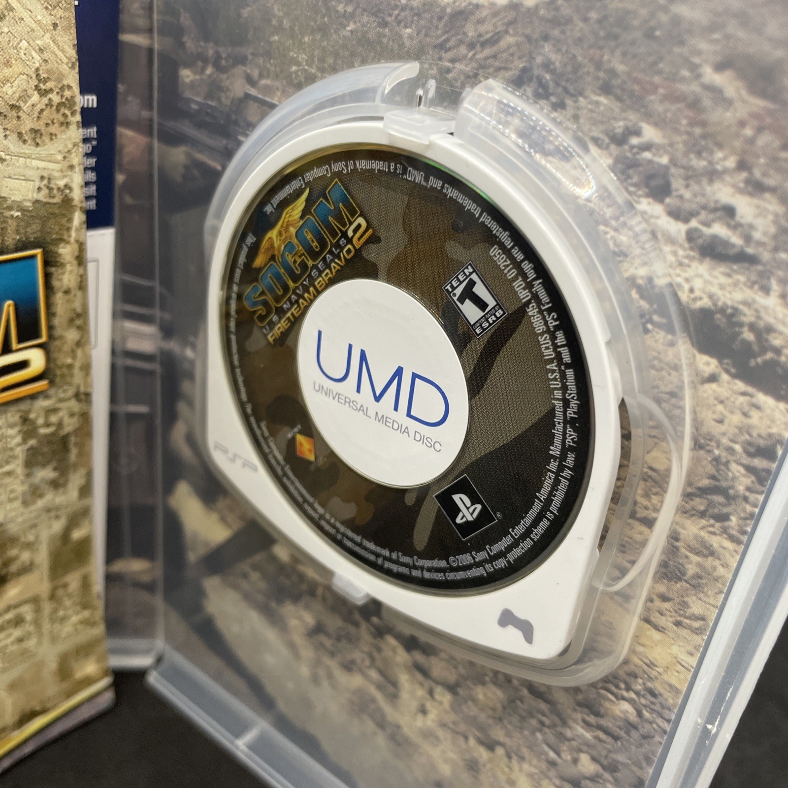 SOCOM: U.S. Navy Seals Fireteam Bravo 2 (Sony PSP) 2006; CIB Complete