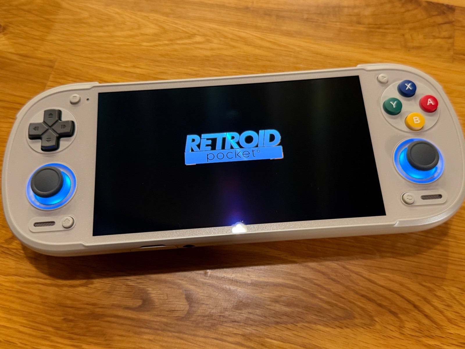Retroid Pocket 6 8gb Memory Classic with Analog Stick on Top Never Used In Box
