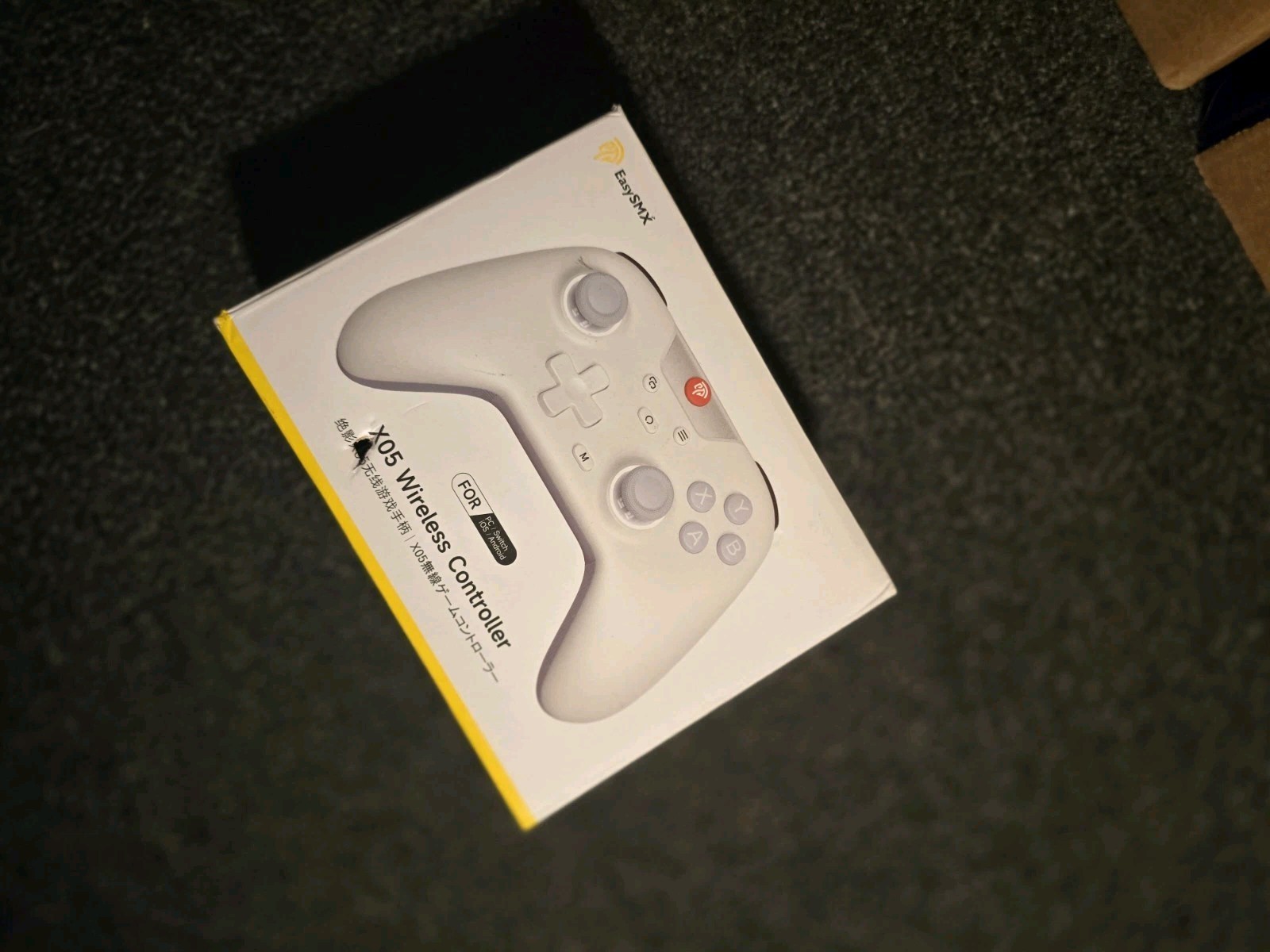 EasySMX- X05 Tri-Mode Wireless Multi-Platform Gaming Controller