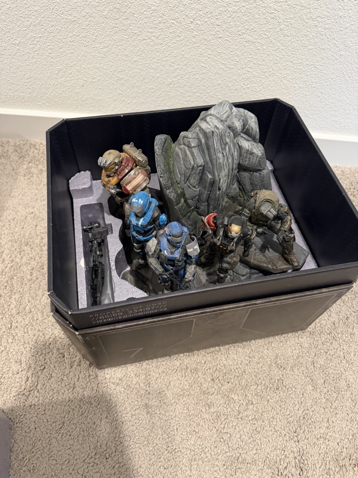 Xbox 360 Halo Reach Noble Team Legendary Limited Edition Statue W/Game & Box